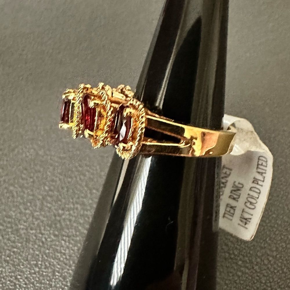 NWT Gen Garnet 14KT Gold Plated Tier Ring Size 5 - New - Picture 4 of 8